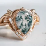 Why Moss Agate Is the New Favorite for Engagement Rings (And What Makes It So Special)
